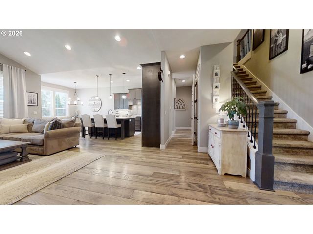 1517 W ASPEN Pl, La Center, WA 98629