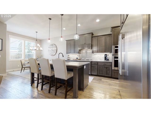 1517 W ASPEN Pl, La Center, WA 98629