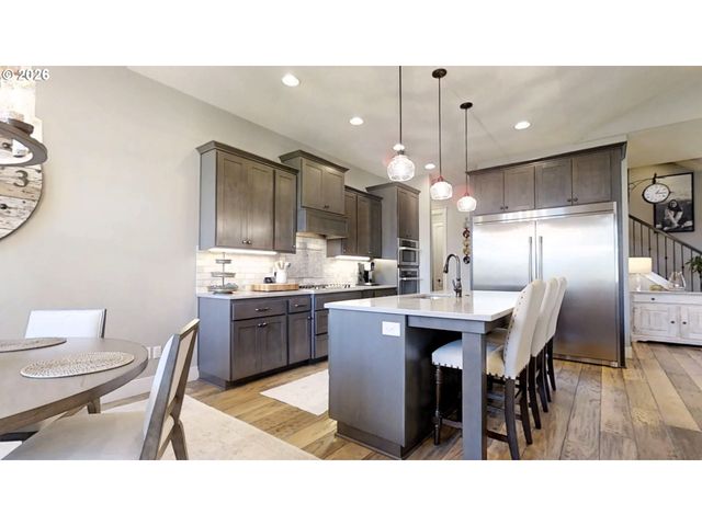 1517 W ASPEN Pl, La Center, WA 98629