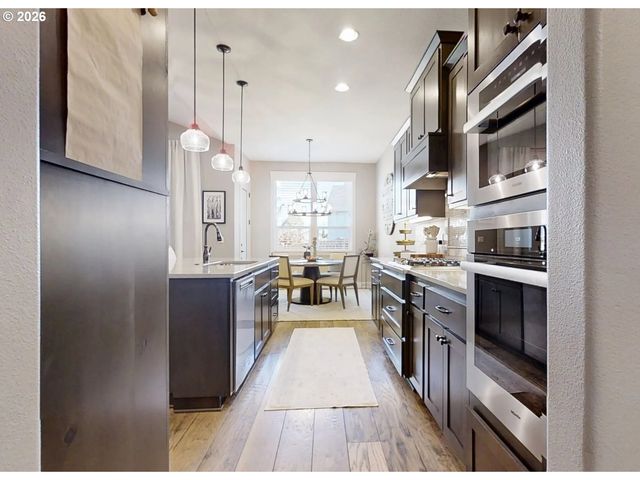 1517 W ASPEN Pl, La Center, WA 98629