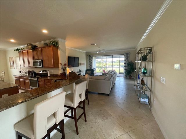 307 WHISPERING PALMS LANE, Bradenton, FL 34212