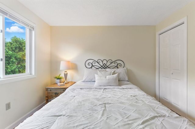 218 Millwright Drive # 218, Nashua, NH 03063