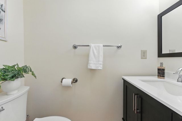 218 Millwright Drive # 218, Nashua, NH 03063