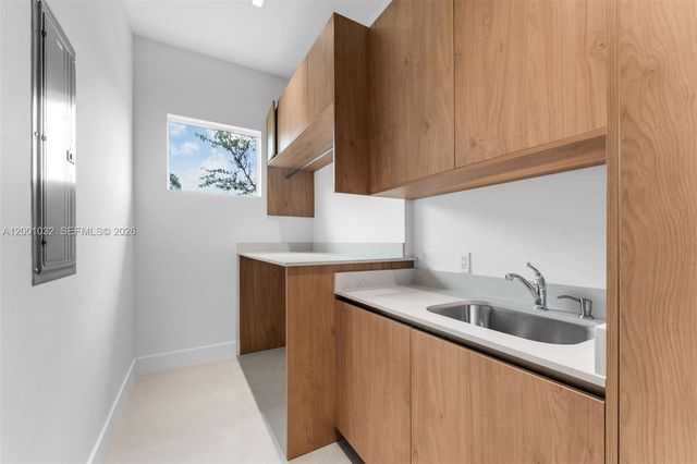 7980 SW 184th Ter, Cutler Bay, FL 33157