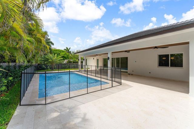 7980 SW 184th Ter, Cutler Bay, FL 33157