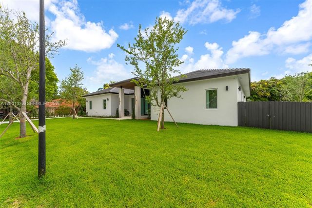 7980 SW 184th Ter, Cutler Bay, FL 33157