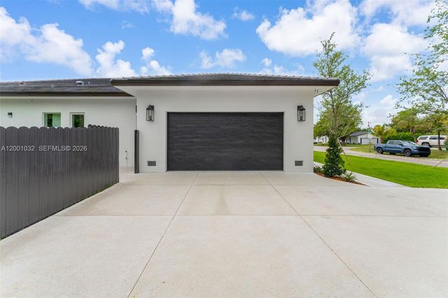 7980 SW 184th Ter, Cutler Bay, FL 33157