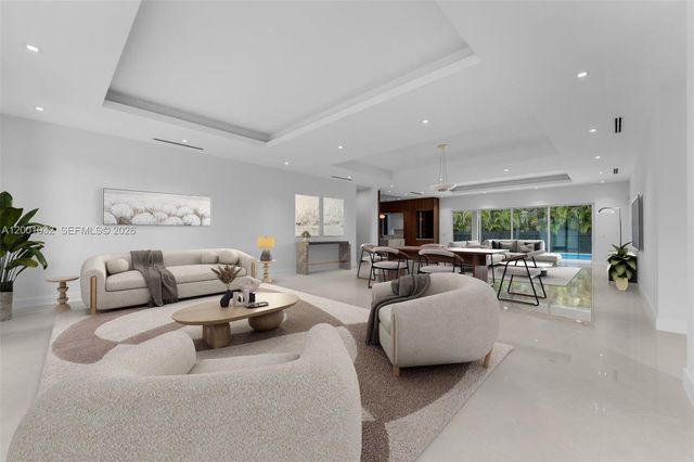 7980 SW 184th Ter, Cutler Bay, FL 33157