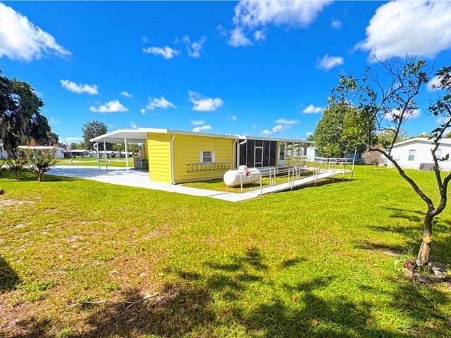 21 N BOBWHITE ROAD, Wildwood, FL 34785