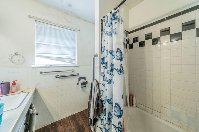 3816 Springbranch Drive, Benbrook, TX 76116