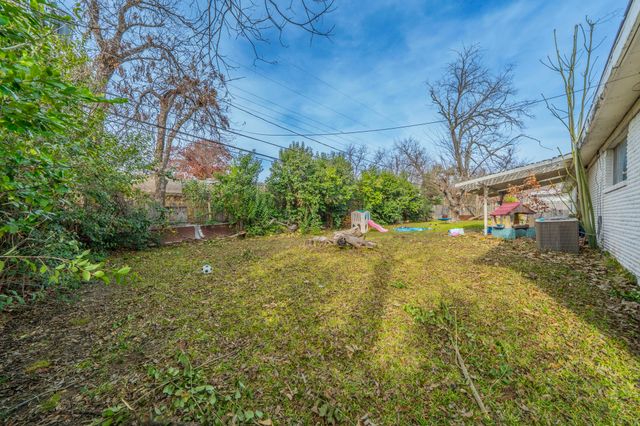 3816 Springbranch Drive, Benbrook, TX 76116