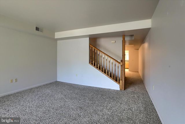 1631 DERRY ST, Harrisburg, PA 17104