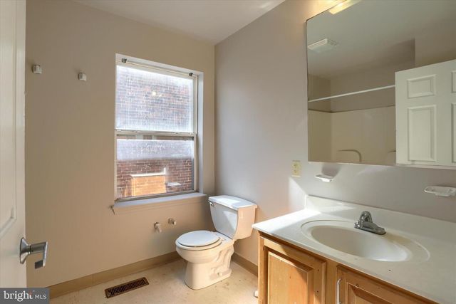 1631 DERRY ST, Harrisburg, PA 17104