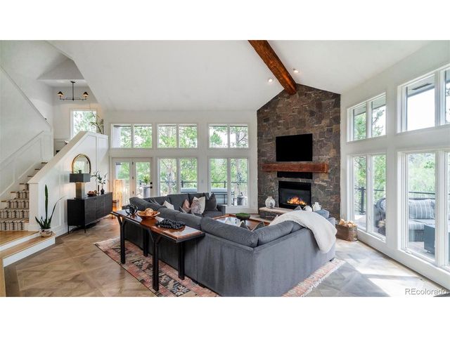 22184 Forest Hills Dr, Golden, CO 80401