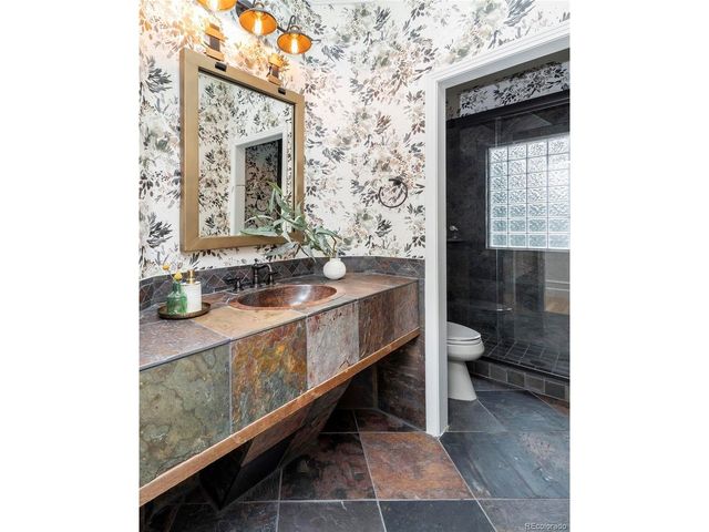 22184 Forest Hills Dr, Golden, CO 80401