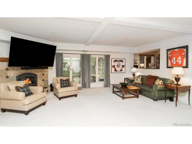 22184 Forest Hills Dr, Golden, CO 80401
