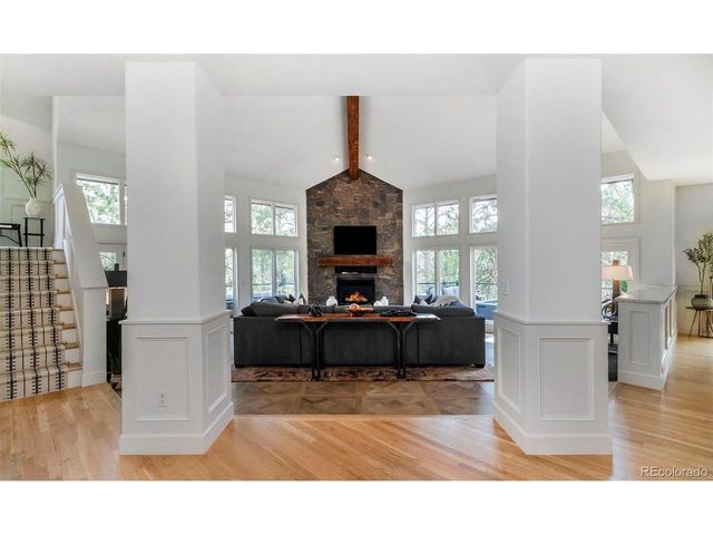 22184 Forest Hills Dr, Golden, CO 80401