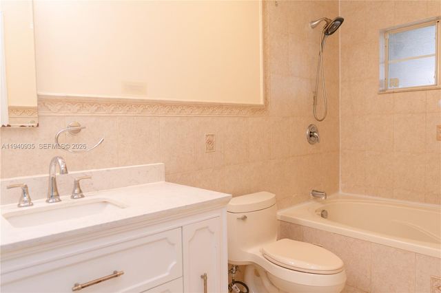 16944 SW 144th Ct, Miami, FL 33177