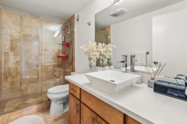 2500 Torrey Pines Road 805, La Jolla, CA 92037