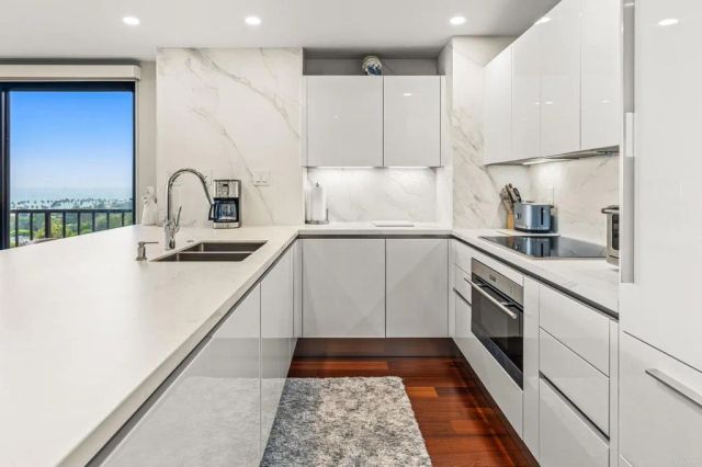 2500 Torrey Pines Road 805, La Jolla, CA 92037