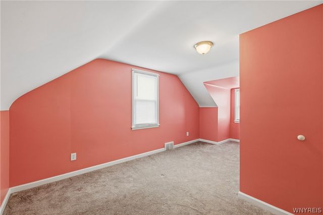 668 77th Street, Niagara Falls, NY 14304