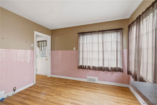668 77th Street, Niagara Falls, NY 14304
