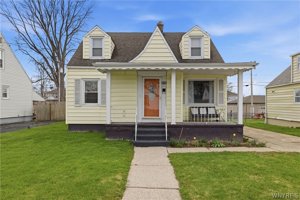 668 77th Street, Niagara Falls, NY 14304