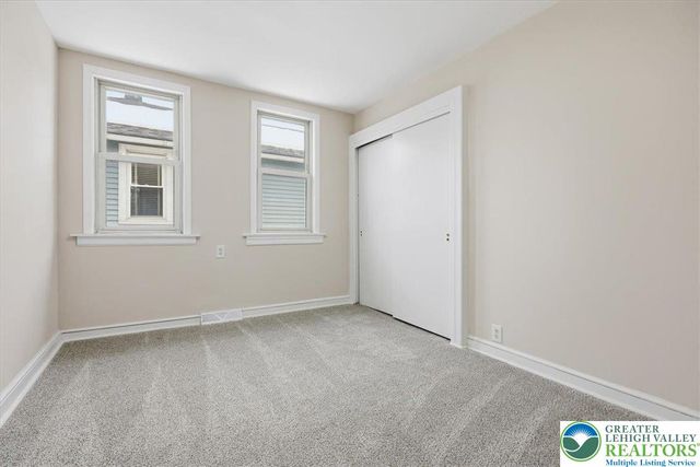 1437 Courtright Avenue, Hellertown Boro, PA 18055