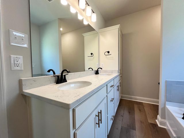 23212 Kudu Trail Dr, Denham Springs, LA 70726