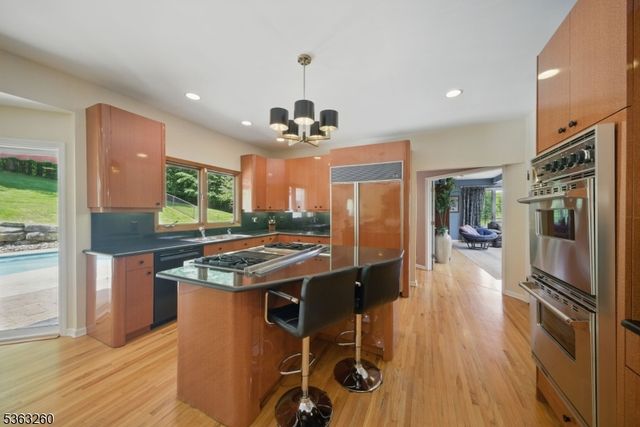 18 ROSEWOOD LANE, Denville Twp., NJ 07834