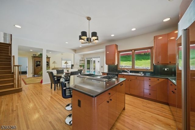 18 ROSEWOOD LANE, Denville Twp., NJ 07834