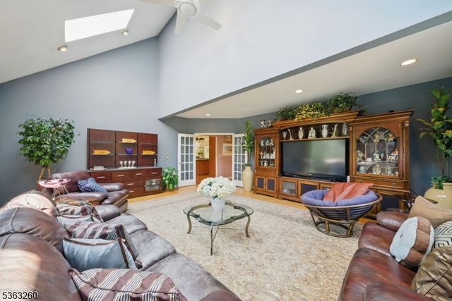 18 ROSEWOOD LANE, Denville Twp., NJ 07834