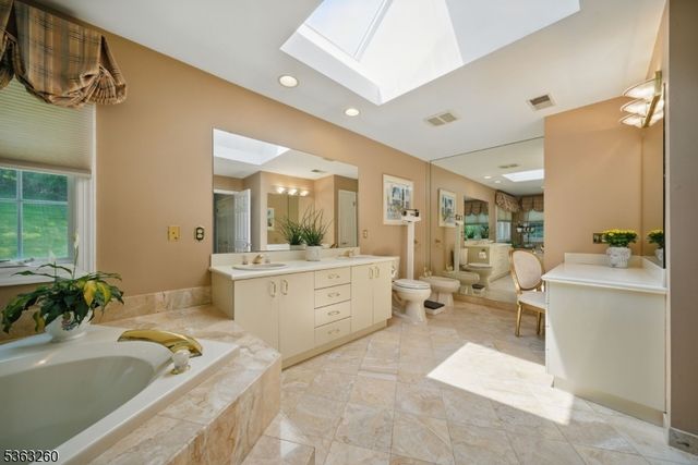 18 ROSEWOOD LANE, Denville Twp., NJ 07834