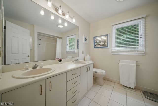 18 ROSEWOOD LANE, Denville Twp., NJ 07834