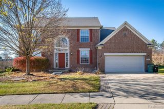 466 Ivy Lane, Troy, MI 48098