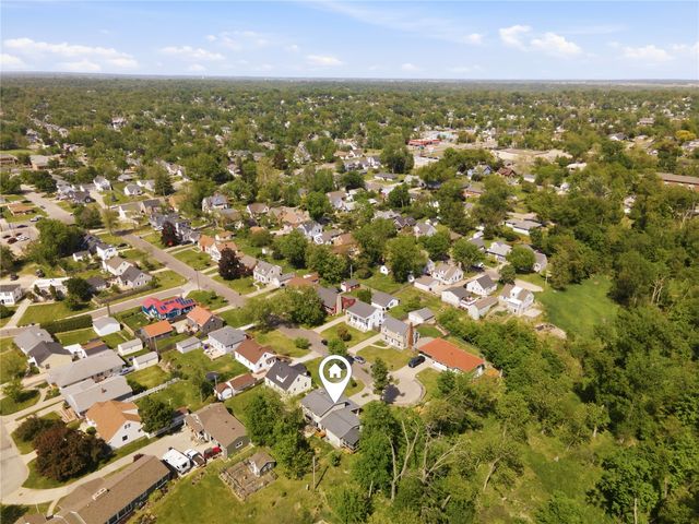 1129 25th St, Cedar Rapids, IA 52403