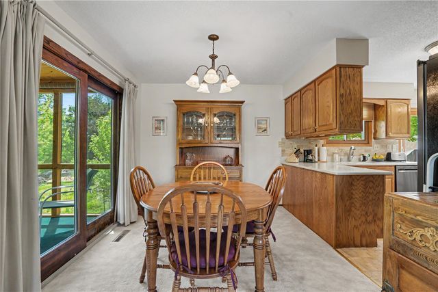1129 25th St, Cedar Rapids, IA 52403