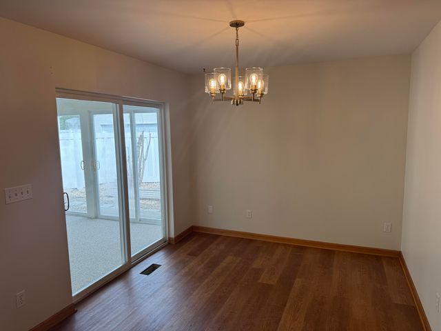 711 Meadow Brook Drive, Lowell, IN 46356