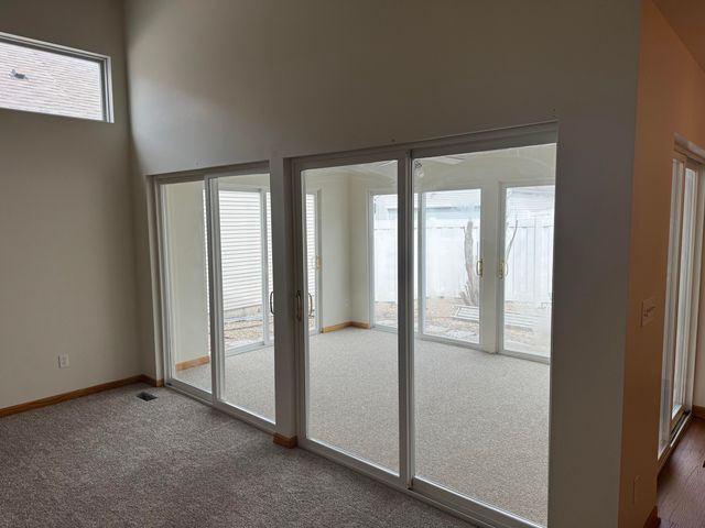 711 Meadow Brook Drive, Lowell, IN 46356