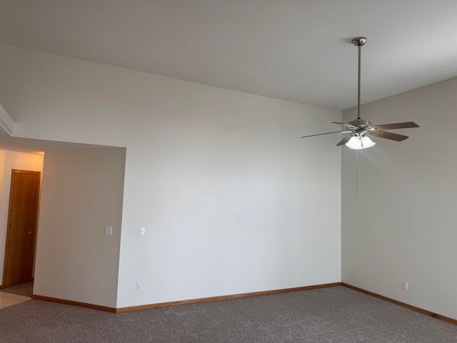 711 Meadow Brook Drive, Lowell, IN 46356