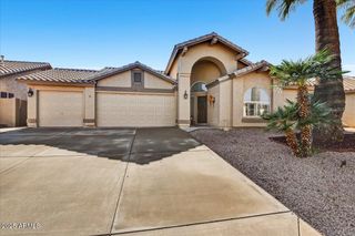 8317 W TONTO Lane, Peoria, AZ 85382