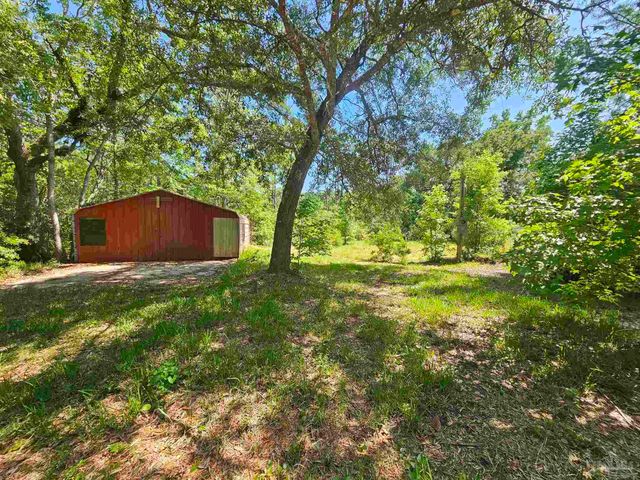 5779 Windover St, Milton, FL 32583