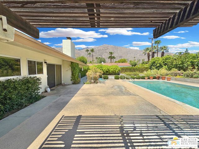 634 E Palo Verde Avenue, Palm Springs, CA 92264