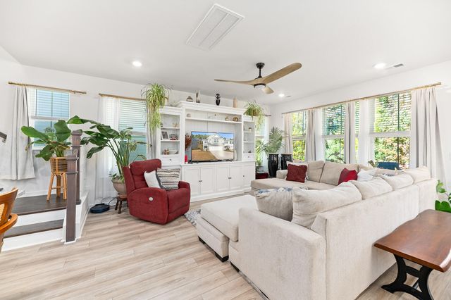 581 Trotters Lane, Moncks Corner, SC 29461