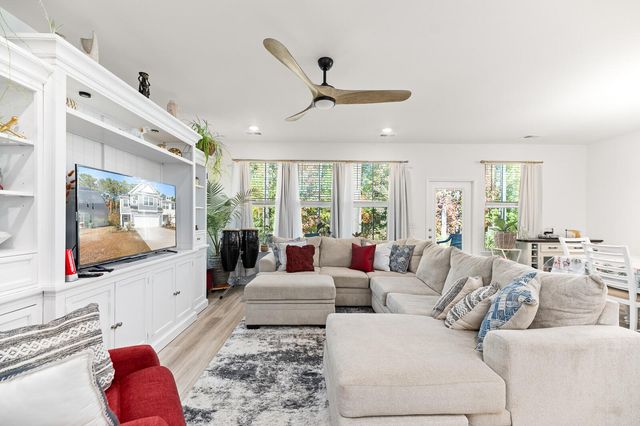 581 Trotters Lane, Moncks Corner, SC 29461