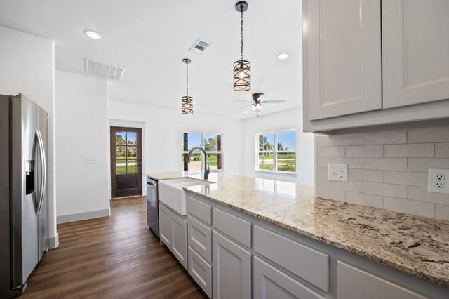 429 Caro Drive, West Tawakoni, TX 75474