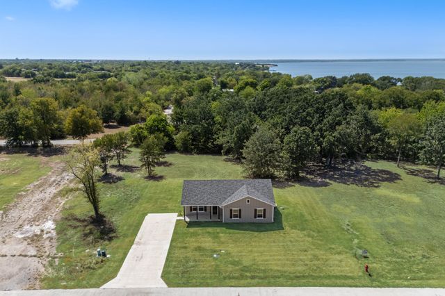 429 Caro Drive, West Tawakoni, TX 75474