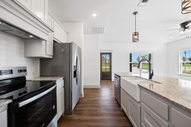 429 Caro Drive, West Tawakoni, TX 75474