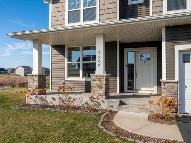 7295 Geneva Court, Hugo, MN 55038
