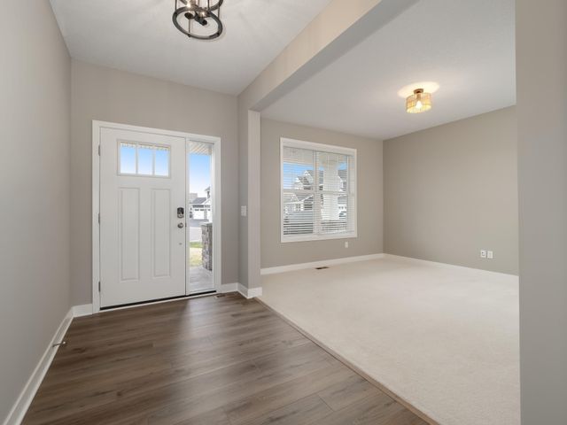 7295 Geneva Court, Hugo, MN 55038